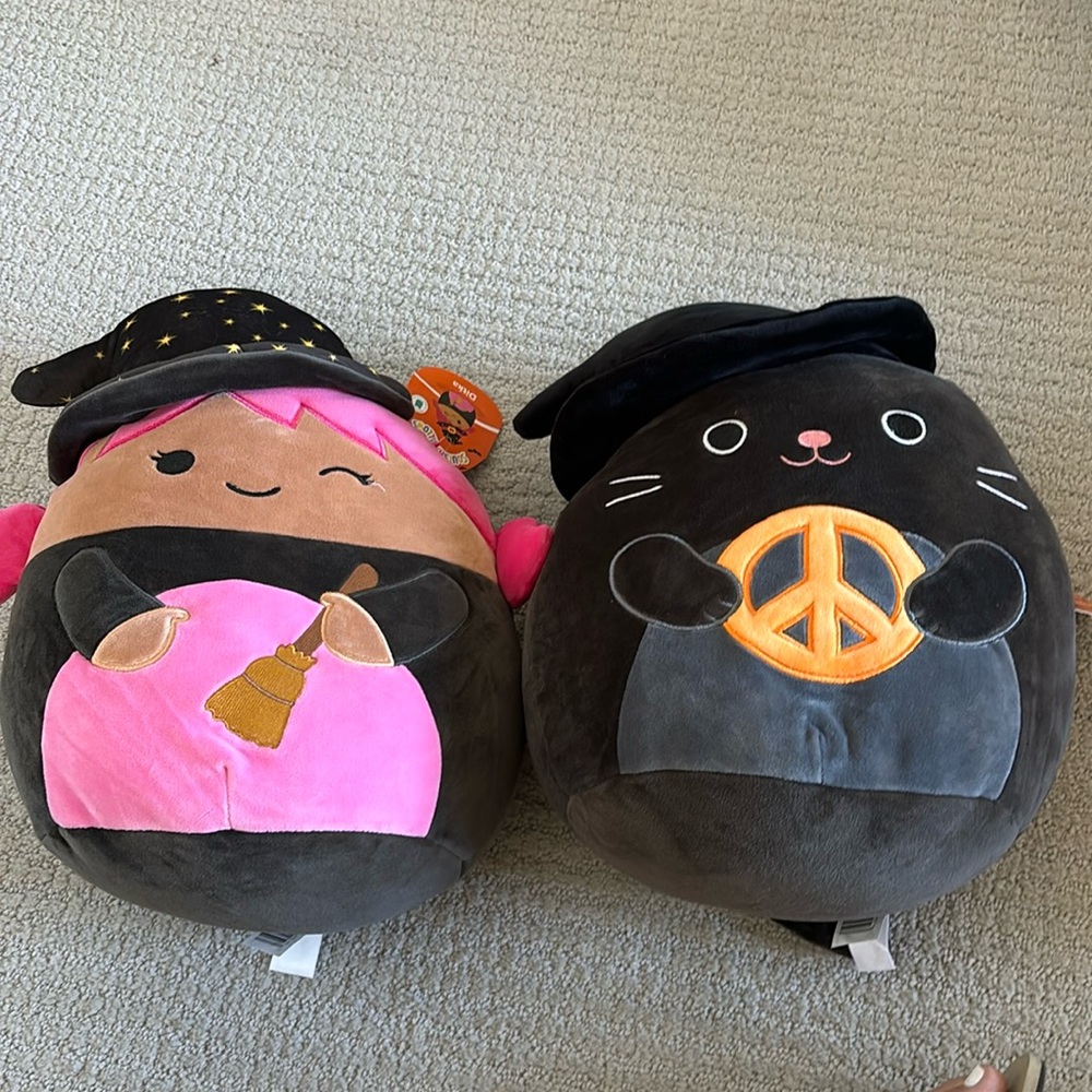 Squishmallow set - witch and black cat